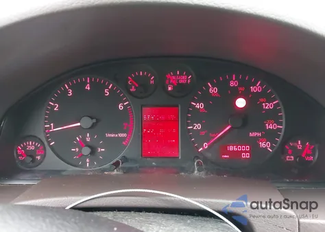 1998 Audi A6 z USA, uszkodzony, nr VIN WAUBA24B3WN126214